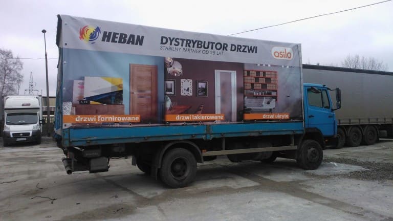 reklamy-na-plandekach-heban-768x432